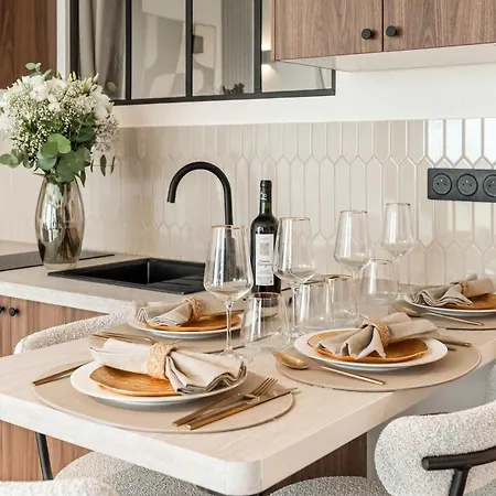 Ideal Parisian Close To Montparnasse Paris