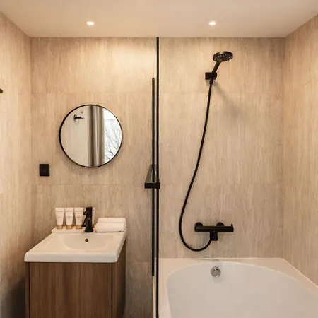 Ideal Parisian Close To Montparnasse Paris